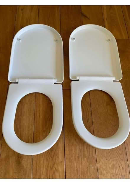 Photo of free Standard White Toilet Seats (South Woodford E18) #2