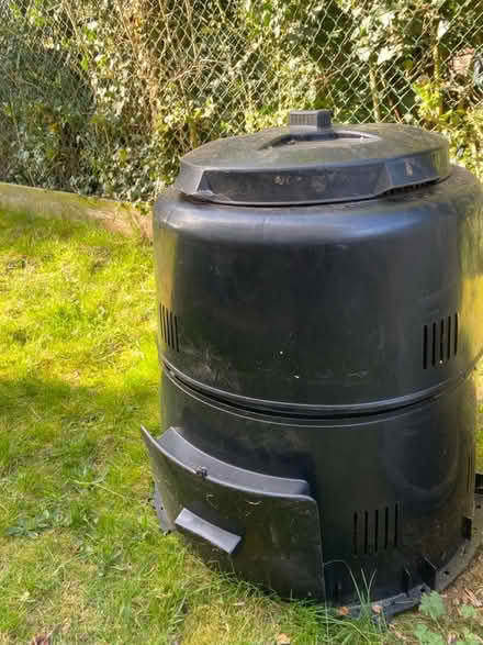 Photo of free Compost bin 2 (Le10 1LR) #1