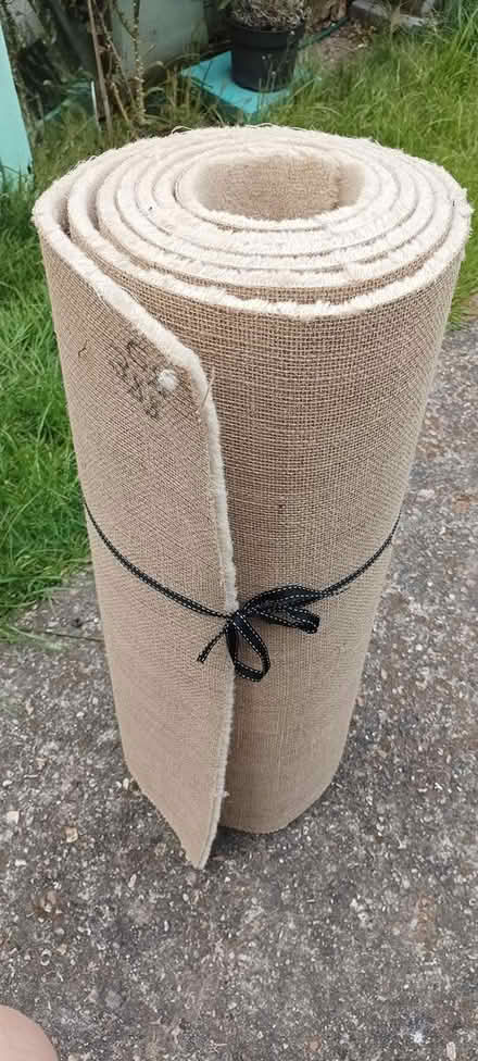 Photo of free 4 meters x ,50cm roll of carpet (RG2 south Reading) #1