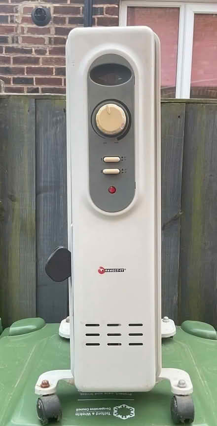 Photo of free Oil Filled Radiator (Haygate TF1) #3