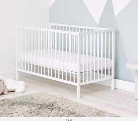 Photo of Cot (Lower Penwortham PR1) #1