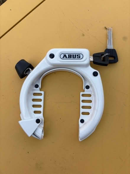 Photo of free Bike lock (Kings Hill ME19) #1