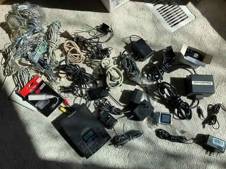Photo of free Misc Electronic/Phone cords (Ten Mile and Middlebelt) #1