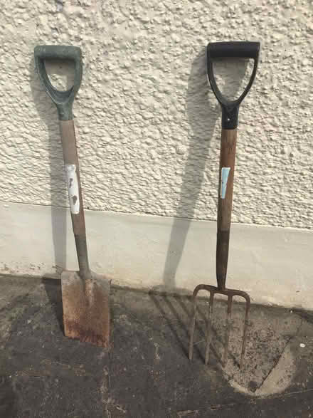 Photo of free Fork and shovel (Billericay) #1
