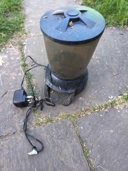 Photo of free Automatic Fish feeder (Horsham Roffee) #1