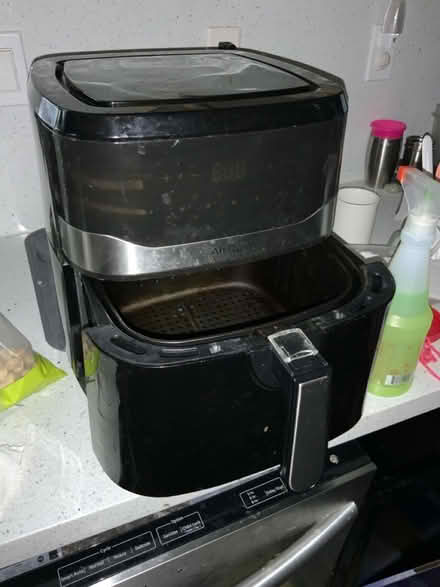 Photo of free Large Air fryer (broken) (Bowers x El Camino) #1