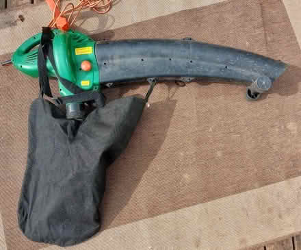Photo of free Leaf blower/sucker (Bearton SG5) #1