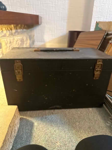 Photo of free An Aldis vintage slide projector in carry case (Sharmans Cross B91) #2