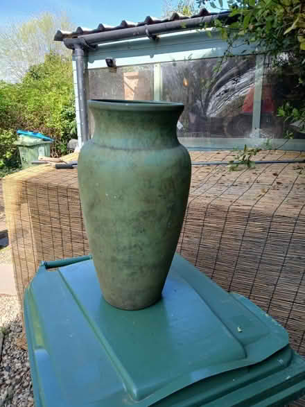 Photo of free Tall pot (TW12) #1