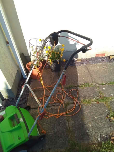 Photo of free Lidl electric lawn raker (Yeolmbridge PL15) #4