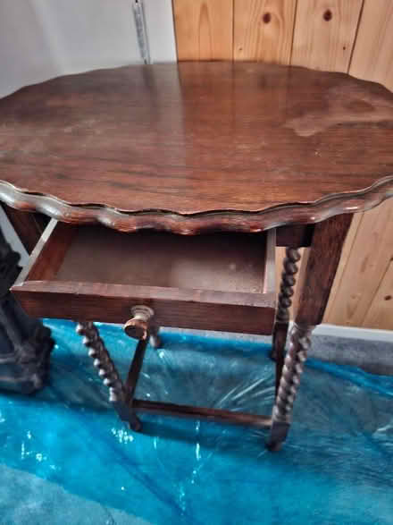 Photo of free Oval console table with barley twist legs (St Nicholas SG1) #2