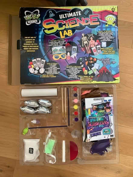 Photo of free 3 kids toy sets - Science, Mecano and hexbugs (Broadheath WA14) #1