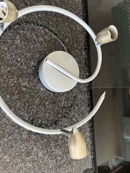 Photo of free Light fitting (Weybridge) #4