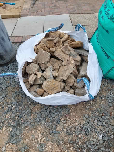 Photo of free Hardcore 1 ton roughly (Laindon) #1