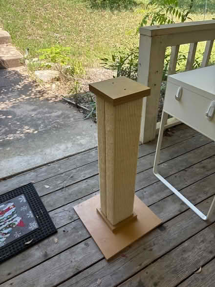 Photo of free Cat scratching post (West Austin) #1