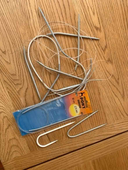 Photo of free Assorted stitch holders (Presteigne LD8) #1
