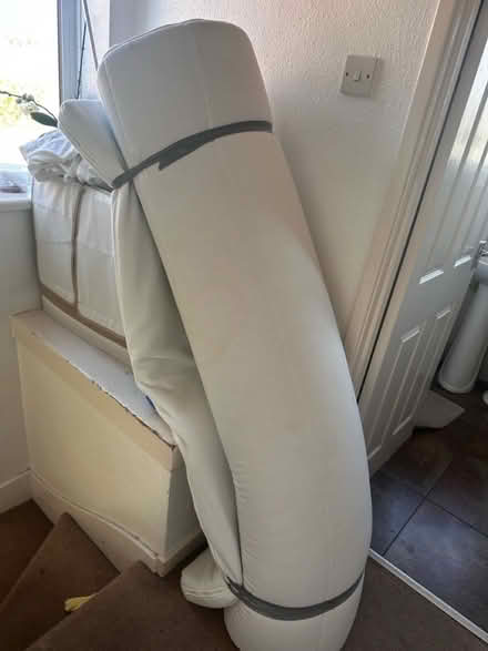 Photo of free Super King Mattress Topper (GU22 Woking) #1