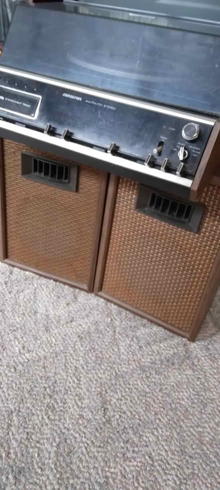 Photo of free Turntable and speakers (Hyde Park, near Greenfields) #2