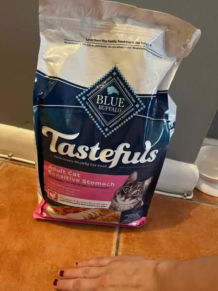 Photo of free cat food (Bethesda) #1