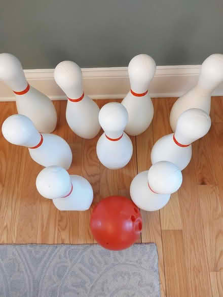 Photo of free Plastic kids bowling game (downers grove) #2