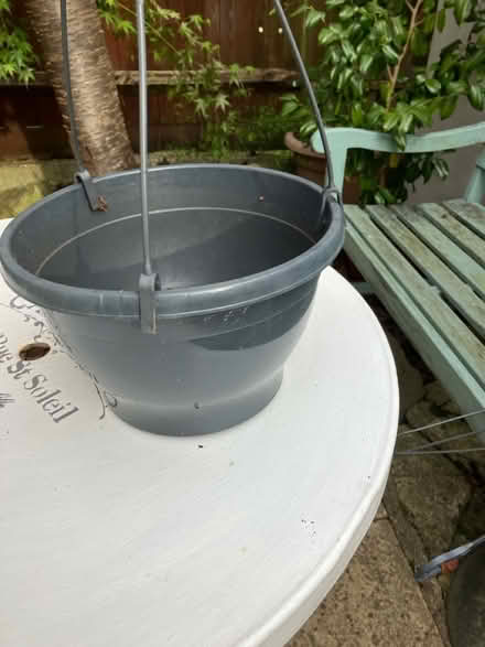 Photo of free Hanging baskets (Wallington) #1