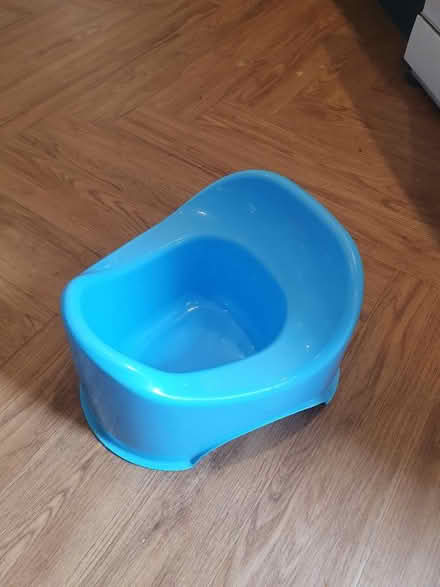 Photo of free Blue Potty (Middleton DE4) #1