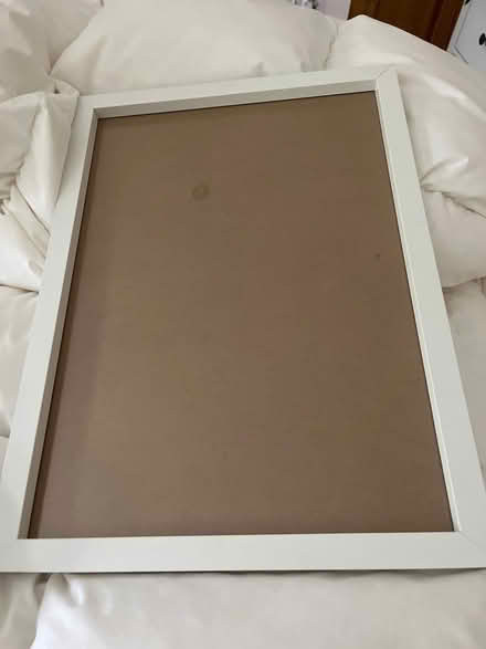 Photo of free White Picture Frame (AL1) #1