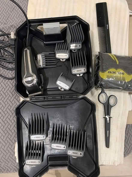 Photo of free WAHL men’s clippers (Woodside near Town) #3