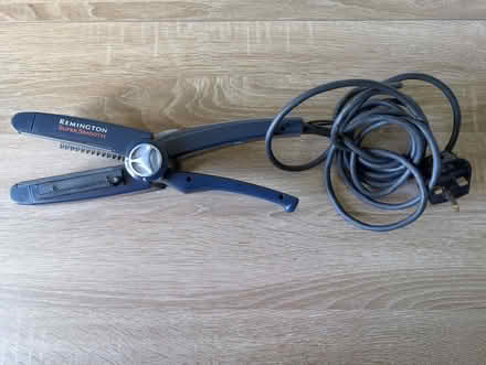 Photo of free Hair straighteners, working (Long Ditton KT7) #1