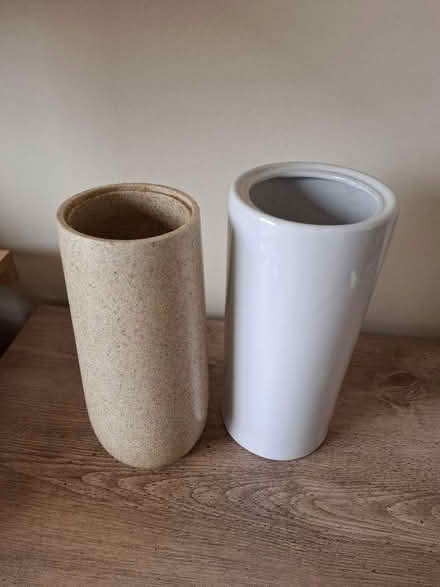 Photo of free Cylindrical indoor plant pot and vase (Holbrooks CV6) #1
