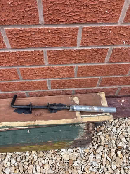 Photo of free Wooden posts (Leigh Sinton) #3