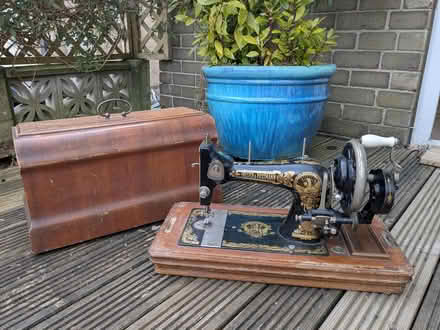 Photo of free Frister & Rossmann sewing machine (Bradway S17) #1