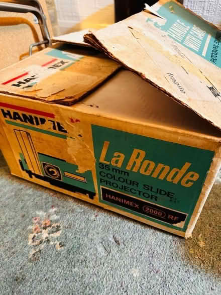 Photo of free A Hanimex La Ronde slide projector (Sharmans Cross B91) #2