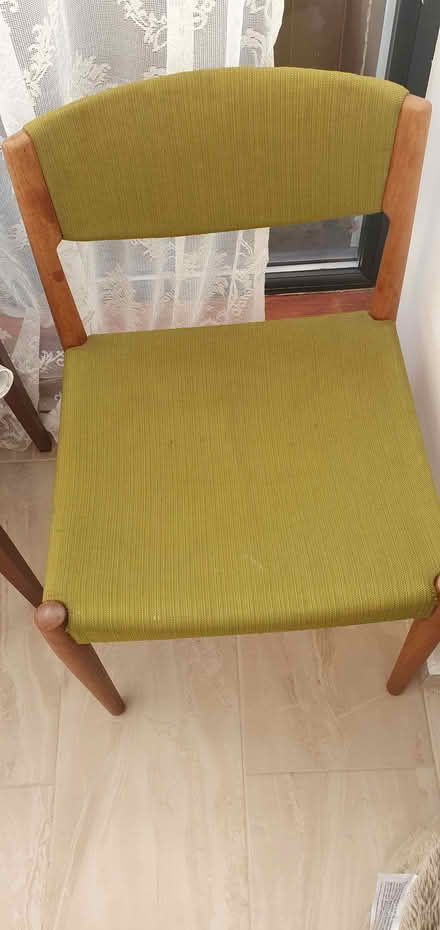 Photo of free Set of 4 dining chairs (Tottenham N17) #2