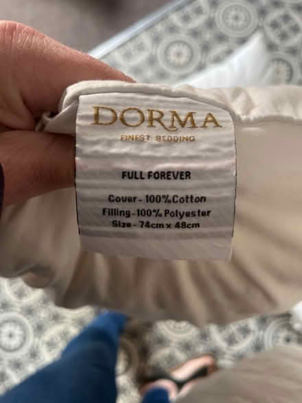 Photo of free 6 polyester pillows (Heage DE56) #2
