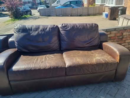 Photo of free 3 seater and 2 seater (Woodley RG6) #2
