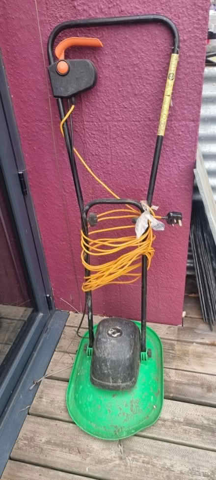 Photo of free Electric mower (Clevedon) (Clevedon BS21) #1