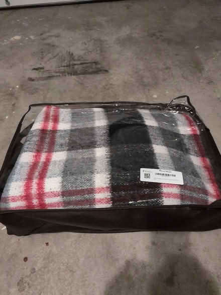 Photo of free Throw blanket (North Fremont/union City area) #1