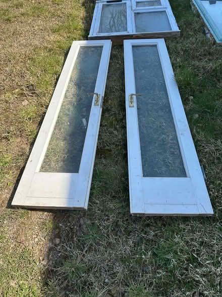 Photo of free Various windows and interior doors (Hearthstone DE4) #2