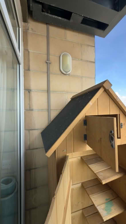 Photo of free Used narrow garden shed (E14 Narrow street) #4