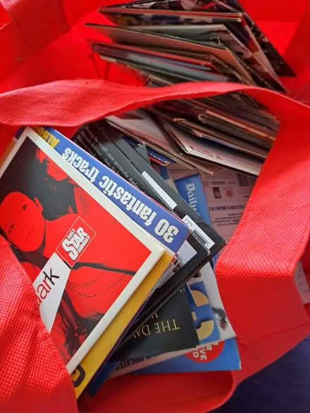 Photo of free Newspaper cds and dvds (TN34 blacklands) #1