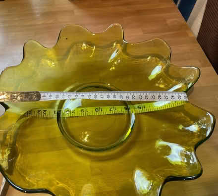 Photo of free Green/yellow flower shaped glass dish (Caversham RG4) #2