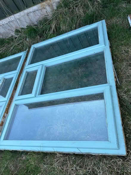 Photo of free Various windows and interior doors (Hearthstone DE4) #4