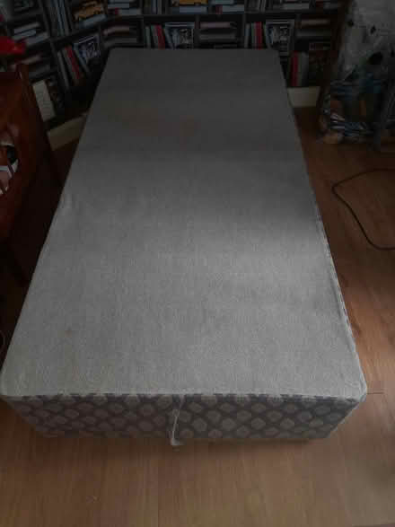 Photo of free Single divan bed base (S35 oughtibridge) #1