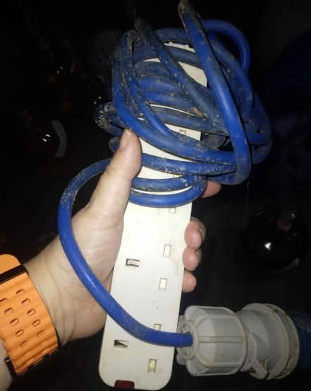 Photo of free Electric hook up cable (Kirkstall LS5) #1
