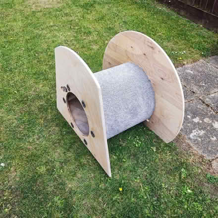Photo of free Cat/ small dog playhouse (BH14) #2
