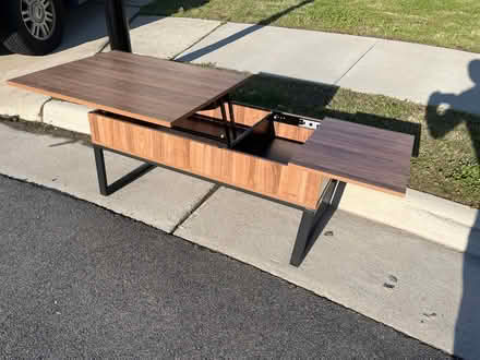 Photo of free Table (Near sleepy hole golf course) #3