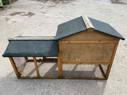 Photo of free Rabbit/Guinea pig hutch (New Hutton LA8) #4