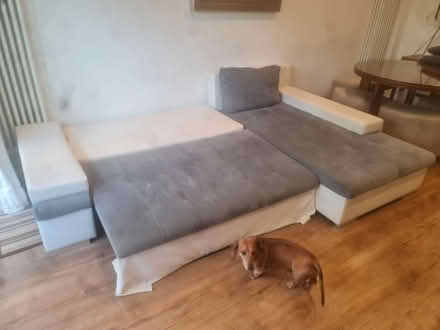 Photo of free Sofa bed wi. storage under leftside (SW8) #4
