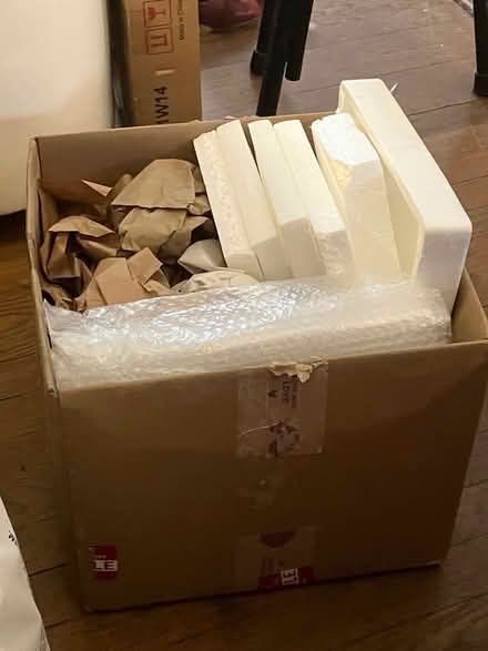 Photo of free Nice Bubblewrap+Shipping Box+Paper (Englewood) #2